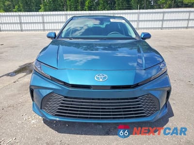 Piąte zdjęcie samochodu w środku: 2025 TOYOTA CAMRY LE VIN:4T1DAACK2SU151303 - miniatura
