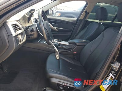 Zdjęcie 7 z 12 samochodu: 2014 BMW 320 I VIN:WBA3B1C58EP679404 - miniatura
