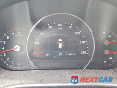 Zdjęcie 9 z 13 samochodu: 2017 KIA SORENTO EX VIN:5XYPH4A58HG201045 - miniatura