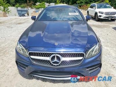 Piąte zdjęcie samochodu w środku: 2019 MERCEDES-BENZ E 450 VIN:WDD1J6HB8KF104784 - miniatura