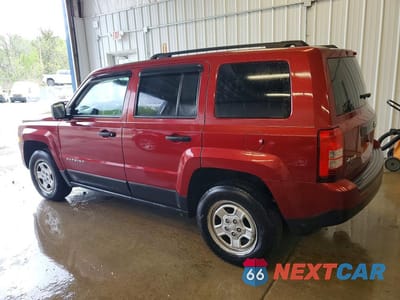Drugie zdjęcie samochodu z przodu: 2016 JEEP PATRIOT SPORT VIN:1C4NJRBB7GD596569 - miniatura