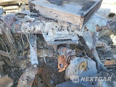 Zdjęcie 9 z 11 samochodu: 2025 TOYOTA TUNDRA SR5 VIN:5TFLA5DB3SX251527 - miniatura