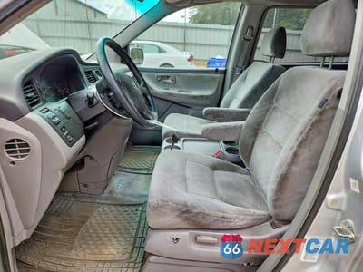 Zdjęcie 7 z 13 samochodu: 2004 HONDA ODYSSEY EX VIN:5FNRL18674B147968 - miniatura