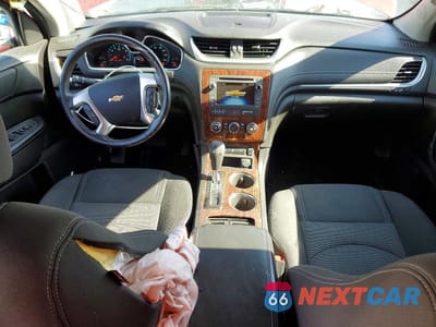 Zdjęcie 8 z 14 samochodu: 2014 CHEVROLET TRAVERSE LT VIN:1GNKRGKD3EJ179568 - miniatura