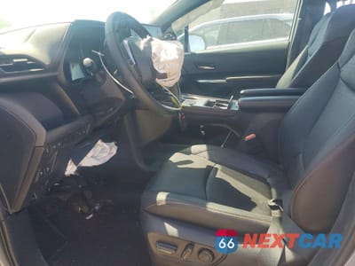 Zdjęcie 7 z 13 samochodu: 2024 TOYOTA SIENNA XSE VIN:5TDDRKEC6RS216967 - miniatura