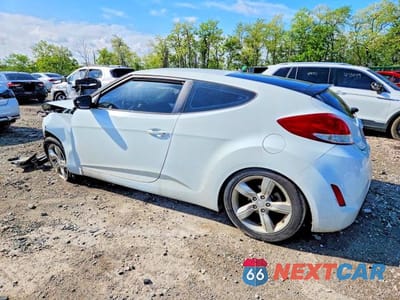 Drugie zdjęcie samochodu z przodu: 2014 HYUNDAI VELOSTER BASE VIN:KMHTC6AD7EU183580 - miniatura