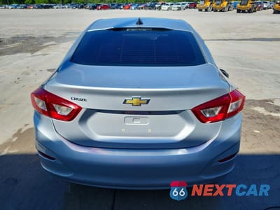 Zdjęcie 6 z 12 samochodu: 2019 CHEVROLET CRUZE LS VIN:1G1BC5SM3K7148790 - miniatura