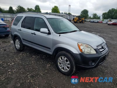 Czwarte zdjęcie samochodu z boku: 2005 HONDA CR-V EX VIN:SHSRD78875U311165 - miniatura