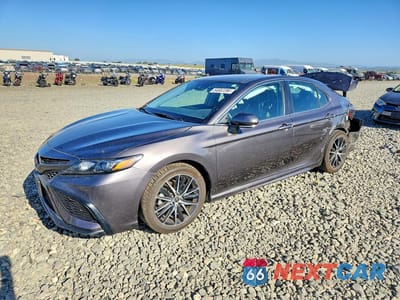 2023 TOYOTA CAMRY SE 4T1G11AK8PU811061 - główne zdjęcie licytacji z USA - miniatura