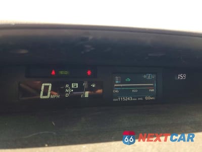 Zdjęcie 9 z 13 samochodu: 2016 TOYOTA PRIUS V THREE VIN:JTDZN3EU7GJ053319 - miniatura