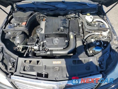 Zdjęcie 11 z 12 samochodu: 2012 MERCEDES-BENZ C 250 VIN:WDDGF4HB5CR228091 - miniatura
