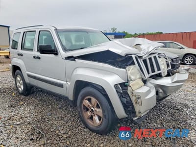 Czwarte zdjęcie samochodu z boku: 2012 JEEP LIBERTY SPORT VIN:1C4PJLAK0CW165772 - miniatura