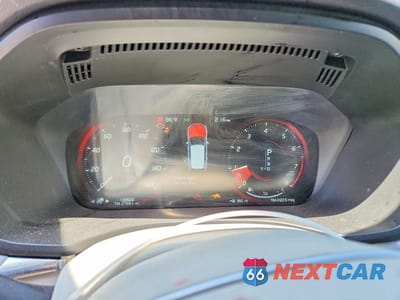 Zdjęcie 9 z 13 samochodu: 2018 VOLVO XC60 T6 MOMENTUM VIN:YV4A22RK8J1028748 - miniatura