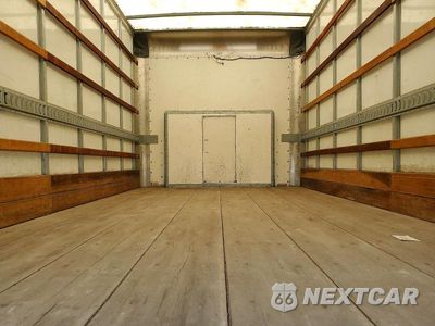 Zdjęcie 10 z 12 samochodu: 2016 FORD E450 BOX TRUCK VIN:1FDWE4FLXGDC07725 - miniatura