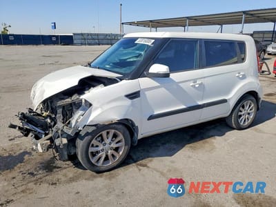 2013 KIA SOUL + KNDJT2A60D7511814 - główne zdjęcie licytacji z USA - miniatura