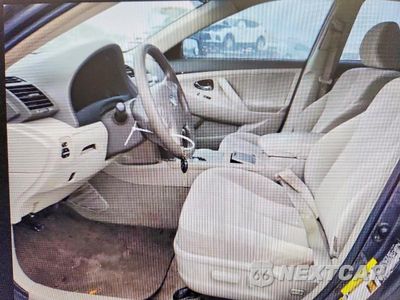 Zdjęcie 7 z 12 samochodu: 2011 TOYOTA CAMRY LE VIN:4T1BF3EK7BU589414 - miniatura