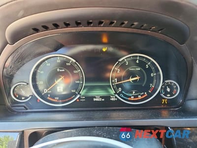 Zdjęcie 9 z 12 samochodu: 2014 BMW 750 LXI VIN:WBAYF8C50ED653819 - miniatura