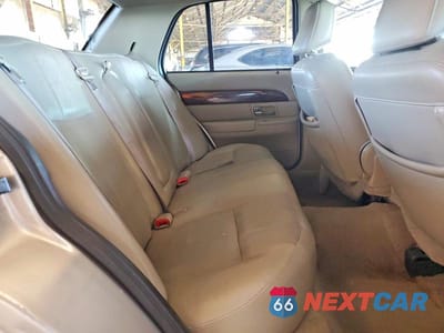 Zdjęcie 10 z 12 samochodu: 2009 MERCURY GRAND MARQUIS LS VIN:2MEHM75V89X632133 - miniatura