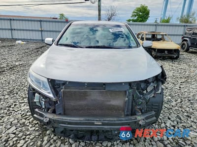 Piąte zdjęcie samochodu w środku: 2014 KIA SORENTO LX VIN:5XYKTCA68EG538533 - miniatura