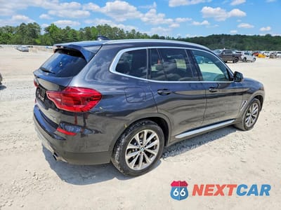 Trzecie zdjęcie samochodu z tyłu: 2019 BMW X3 SDRIVE30I VIN:5UXTR7C58KLR52361 - miniatura