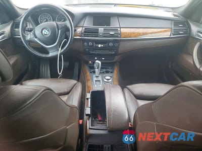 Zdjęcie 8 z 14 samochodu: 2009 BMW X5 XDRIVE30I VIN:5UXFE43569L272489 - miniatura