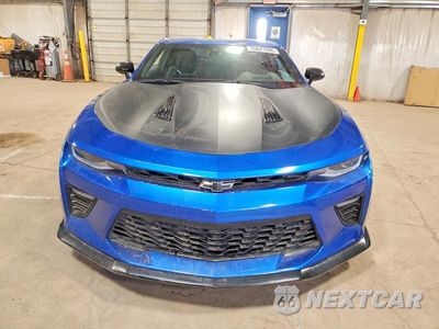 Piąte zdjęcie samochodu w środku: 2018 CHEVROLET CAMARO SS VIN:1G1FE1R79J0186651 - miniatura