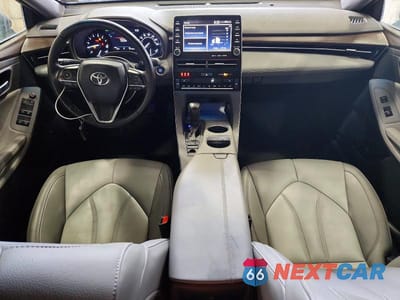 Zdjęcie 8 z 12 samochodu: 2020 TOYOTA AVALON XLE VIN:4T1AZ1FB5LU049289 - miniatura