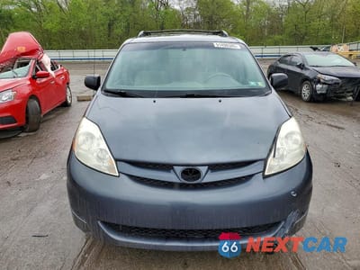 Piąte zdjęcie samochodu w środku: 2009 TOYOTA SIENNA LE 7-PASSENGER VIN:5TDZK23C19S269718 - miniatura