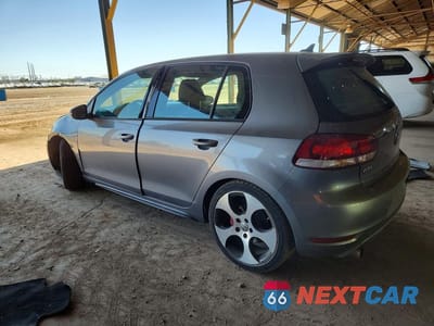 Drugie zdjęcie samochodu z przodu: 2011 VOLKSWAGEN GTI VIN:WVWGD7AJ7BW131395 - miniatura