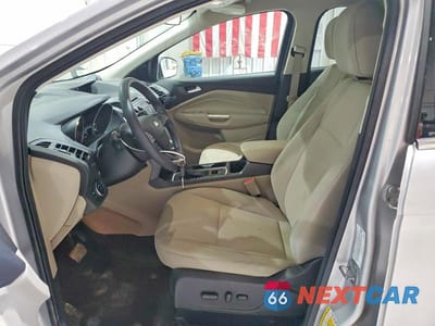 Zdjęcie 7 z 13 samochodu: 2017 FORD ESCAPE SE VIN:1FMCU0GD1HUA40677 - miniatura
