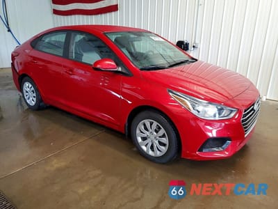 Czwarte zdjęcie samochodu z boku: 2022 HYUNDAI ACCENT SE VIN:3KPC24A68NE166119 - miniatura
