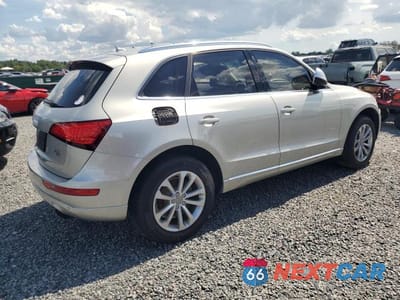 Trzecie zdjęcie samochodu z tyłu: 2014 AUDI Q5 PREMIUM PLUS VIN:WA1LFAFPXEA102830 - miniatura