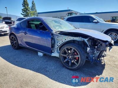 Czwarte zdjęcie samochodu z boku: 2018 TOYOTA 86 GT VIN:JF1ZNAE19J8700429 - miniatura