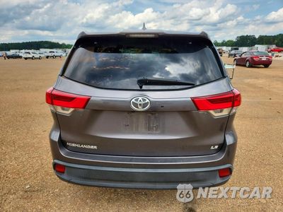 Zdjęcie 6 z 14 samochodu: 2017 TOYOTA HIGHLANDER LE PLUS VIN:5TDZZRFH3HS194188 - miniatura