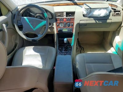 Zdjęcie 8 z 12 samochodu: 1999 MERCEDES-BENZ C 230 VIN:WDBHA24G3XA717613 - miniatura