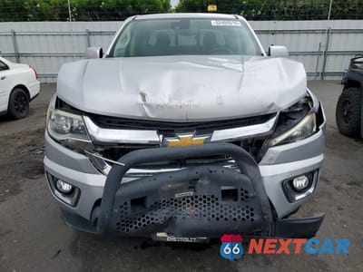 Piąte zdjęcie samochodu w środku: 2017 CHEVROLET COLORADO LT VIN:1GCGSCE15H1275252 - miniatura