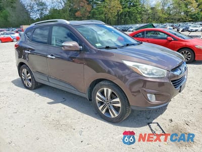 Czwarte zdjęcie samochodu z boku: 2015 HYUNDAI TUCSON LIMITED VIN:KM8JU3AG1FU979238 - miniatura