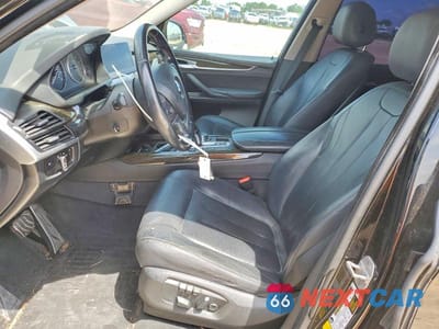 Zdjęcie 7 z 12 samochodu: 2015 BMW X5 XDRIVE35I VIN:5UXKR0C59F0P00175 - miniatura