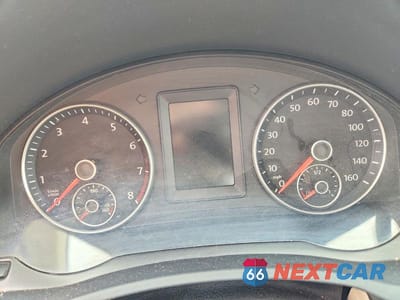 Zdjęcie 9 z 12 samochodu: 2010 VOLKSWAGEN JETTA SE VIN:3VWRZ7AJ0AM033766 - miniatura