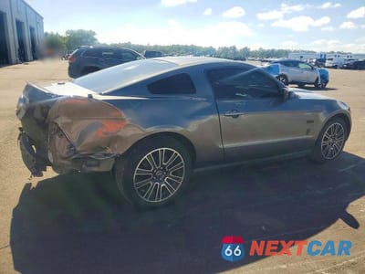 Trzecie zdjęcie samochodu z tyłu: 2011 FORD MUSTANG GT VIN:1ZVBP8CF9B5163381 - miniatura