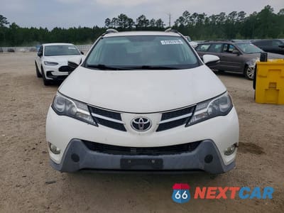 Piąte zdjęcie samochodu w środku: 2015 TOYOTA RAV4 XLE VIN:2T3RFREVXFW230051 - miniatura