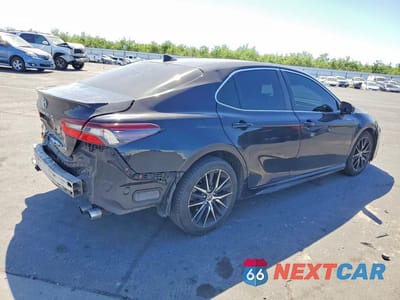 Trzecie zdjęcie samochodu z tyłu: 2022 TOYOTA CAMRY SE VIN:4T1G11AK7NU668911 - miniatura