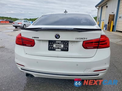 Zdjęcie 6 z 12 samochodu: 2017 BMW 330 XI VIN:WBA8D9G35HNU61721 - miniatura