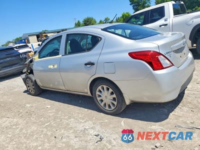 Drugie zdjęcie samochodu z przodu: 2016 NISSAN VERSA 1.6 S VIN:3N1CN7AP8GL915553 - miniatura