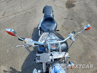 Piąte zdjęcie samochodu w środku: 2006 HONDA VTX1300 C VIN:1HFSC55036A205794 - miniatura