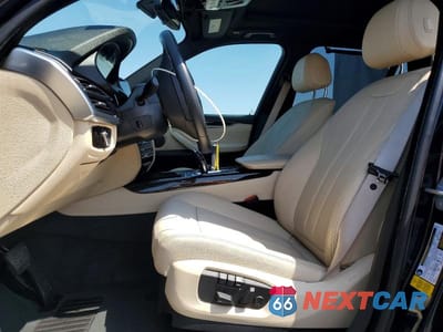 Zdjęcie 7 z 13 samochodu: 2017 BMW X5 SDRIVE35I VIN:5UXKR2C38H0X04764 - miniatura