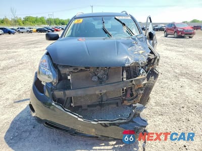 Piąte zdjęcie samochodu w środku: 2015 NISSAN ROGUE SELECT S VIN:JN8AS5MV5FW763675 - miniatura