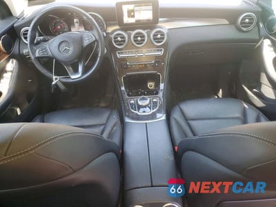 Zdjęcie 8 z 13 samochodu: 2019 MERCEDES-BENZ GLC 300 4MATIC VIN:WDC0G4KB5KV184207 - miniatura