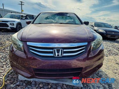 Piąte zdjęcie samochodu w środku: 2012 HONDA ACCORD EX VIN:1HGCP2F70CA040846 - miniatura