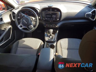 Zdjęcie 8 z 12 samochodu: 2022 KIA SOUL LX VIN:KNDJ23AU6N7156429 - miniatura